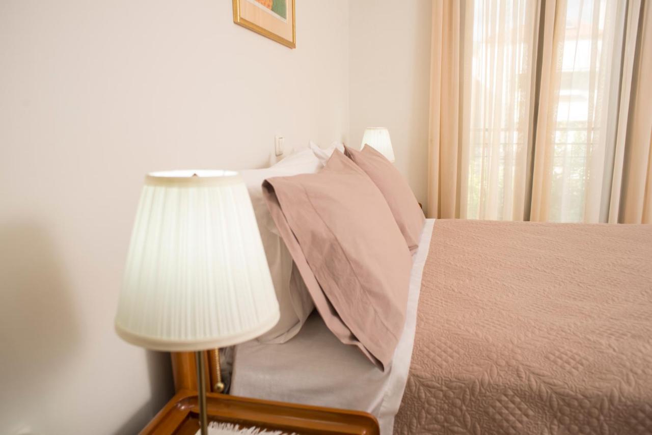 Maisonette With Garden In The Heart Of The Historical Kalamata Center Exterior foto